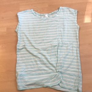 Girls ivivva work out top